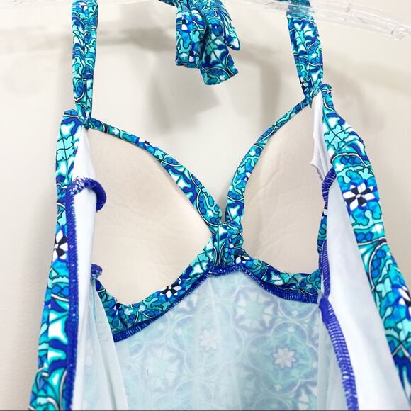 Assets by Sara Blakely Spanx Floral Halter Blue/White One Piece Bathing Suit - Picture 2 of 6